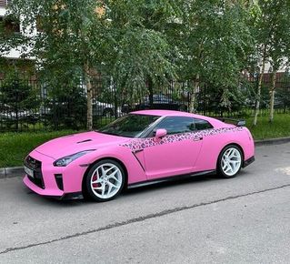Nissan GT-R