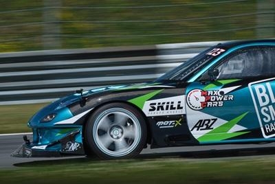 Лучшее время дня — у BLUE SMOKE RACING!
