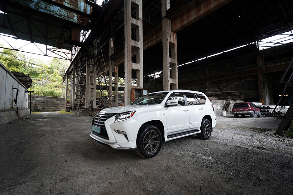 LEXUS GX460 2018 на кованых дисках SKILL Wheels
